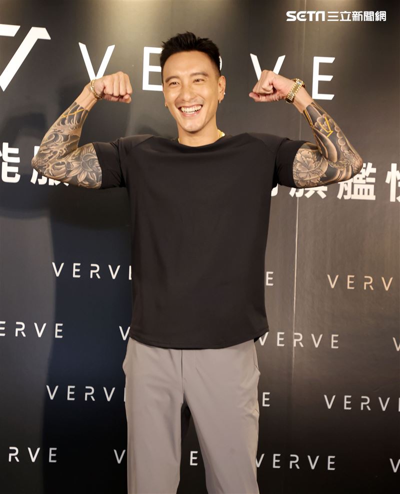 王陽明婚變首露面，分居蔡詩芸4個月親曝8年婚現況「給我們空間」。（圖/記者邱榮吉攝影）