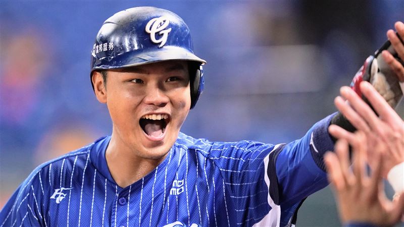 悍將19安打爆兄弟　桃猿逆轉獅隊收4連勝