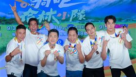 彭小刀、柯有倫、哈林、卜學亮、張庭瑚和周予天（圖／好看娛樂提供）