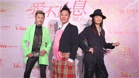 「草蜢」蘇志威（左起）、蔡一傑和蔡一智出席公益活動。（圖／記者邱榮吉攝影）