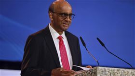 新加坡前國務資政尚達曼囊括7成選票當選星國總統。（圖／美聯社／達志影像）