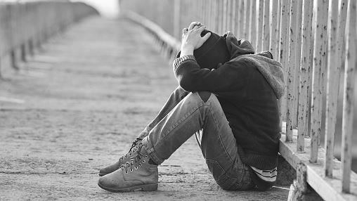 女深夜出現大漢橋邊…警消在爛泥上找到人