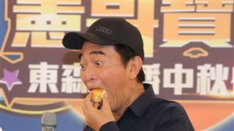 吳宗憲騎300萬重機瘋山道猴　自爆繳稅6億