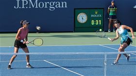 謝淑薇和王欣瑜晉級美網女雙8強。（圖／翻攝自謝淑薇臉書）