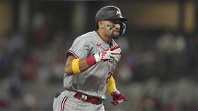 ▲雙城三壘手路易斯（Royce Lewis）近8場比賽敲5轟，其中有3發是滿貫砲。（圖／美聯社／達志影像）