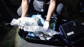 男子行李箱如軍火庫  警搜出M16長