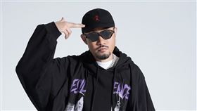 熱狗（圖本色音樂提供）