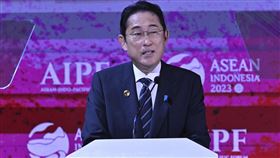 岸田文雄批中國禁日水產品「特立獨行」。（圖／美聯社／達志影像）