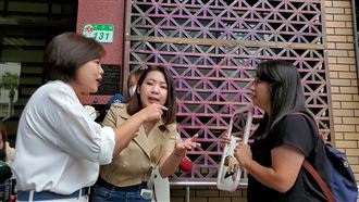 徐巧芯告發陳吉仲　楊佩樺現身嗆照鏡子