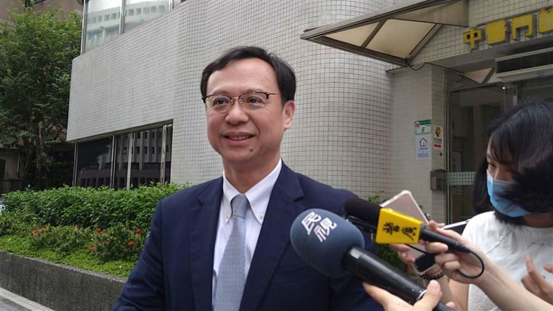 65歲以上免繳健保挨批跟進　石崇良回應了