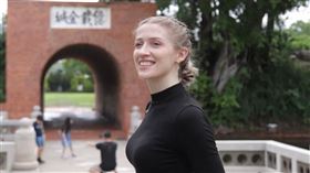 美國金髮美女網紅璀璨去台南。（圖／Tristan H. 崔璀璨提供）