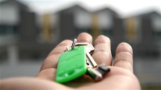 工作「高雄6萬vs台北7.5萬」怎選？全網戰南北