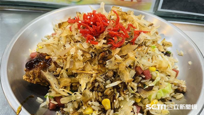 會跳舞的炒飯！兄弟翻玩創意滋味　客爆滿