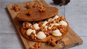 勺日焦糖爆米花法式千層。（圖／品牌提供）