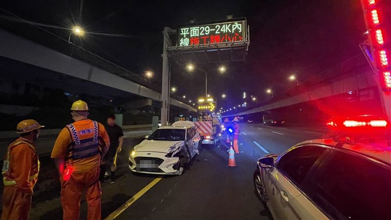 男開輔助駕駛　國道撞緩撞車害工人骨折