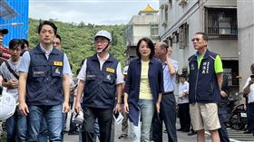 大直房屋塌陷，台北市長蔣萬安、副市長李四川、立法委員王鴻薇到場。（圖／記者李依璇攝影）