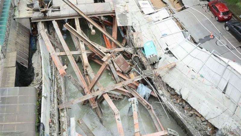 大直屋坍無關土壤液化　技師推測破壞過程