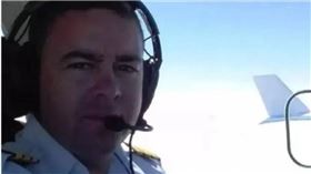 圖說 : 飛行員達席爾瓦在巴西羅賴馬州飛行時，發生失事意外不幸罹難，享年38歲。（圖／翻攝自臉書）