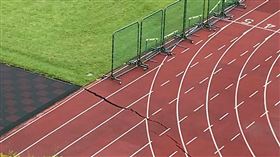 新／大直民宅塌道明中學也波及　停課1日（圖／翻攝畫面）