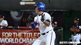 ▲U18世界盃青棒錦標賽，台灣隊第7棒張趙紘高飛犧牲打，林佳緯跑回第5分。（圖／記者劉彥池攝影）