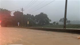 快訊／國家警報狂響！大雷雨狂轟3縣市　一、二級淹水警戒區域曝光。（圖／翻攝自民雄鄉長林于玲臉書）