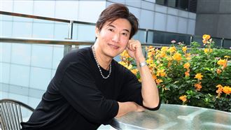 獨／小燕姊慶生獨缺佼佼　陳鴻不忍了