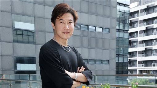 陳鴻視力惡化又投資失利　鬆口身後事了