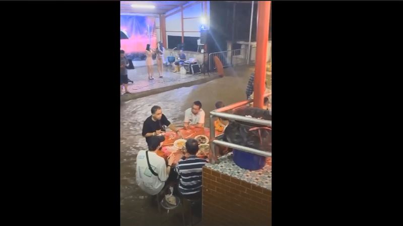 嘉義暴雨變天　普渡宴變成「流水席」