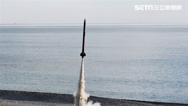 淡大探空火箭「Jessie」　屏東試射成功