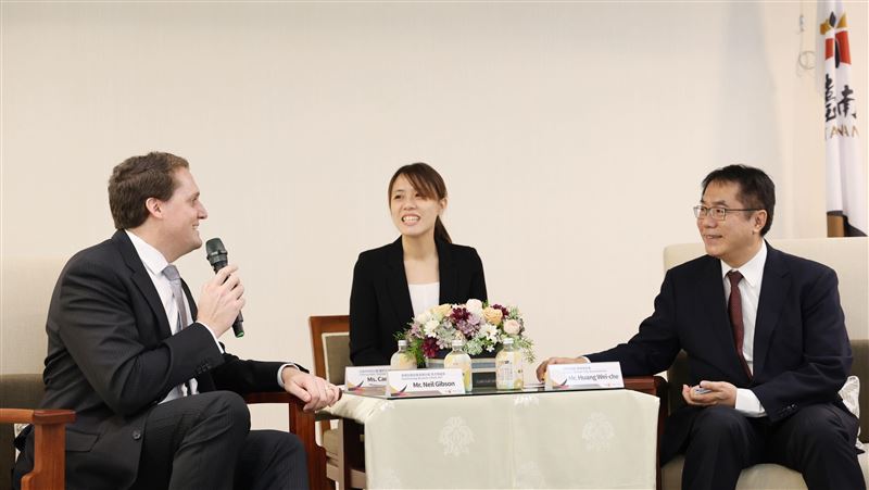 AIT高雄處張子霖拜會！跟他討論城市外交