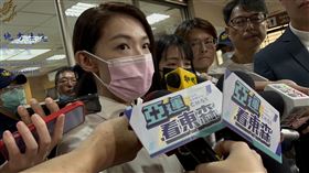 新竹市長高虹安台北地方法院出庭。（圖／記者李依璇攝影）