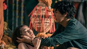 泰國恐怖片《鬼偶》經過多次刪減才可以上映。（圖／華映娛樂提供）