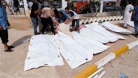 大型地中海風暴侵襲利比亞引發洪患，超過5000人被推定死亡，全國至少1萬人下落不明。（圖／路透社／達志影像）