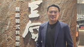 豆府餐飲集團在台持續展店經營「涓豆腐」、「北村豆腐家」等7個品牌的豆府餐飲集團董事長吳柏勳表示，下半年預計新展7家店，將總門市數推升至71家，未來維持多品牌發展策略，目標每年在台新展12至16家店。中央社記者江明晏攝  112年9月13日