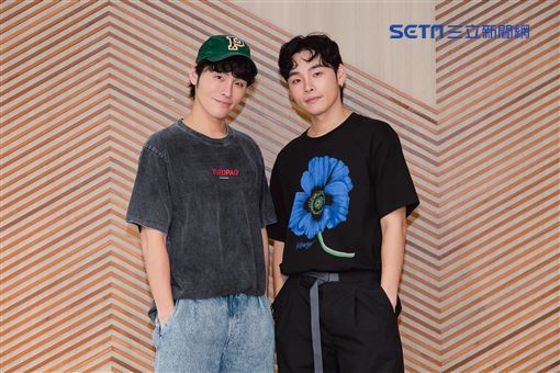 展榮、展瑞三立新聞網專訪。（圖／記者楊澍攝影）