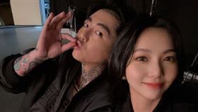 謝和弦與莉婭一起走過許多風風雨雨。（圖／翻攝自陳緗妮 Xiangni臉書）