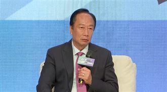 郭台銘宣布副手　他笑：「郭賴配」太狠了