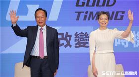 郭台銘公布副總統參選人為賴佩霞。（圖／記者楊澍攝影）