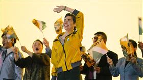 《人選之人—造浪者》謝盈萱 賴佩霞（圖／公視提供）