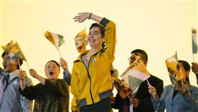 《人選之人—造浪者》謝盈萱 賴佩霞（圖／公視提供）