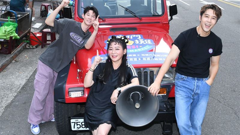 這一攤收視飆高　王彩樺胡宇威掃街謝票