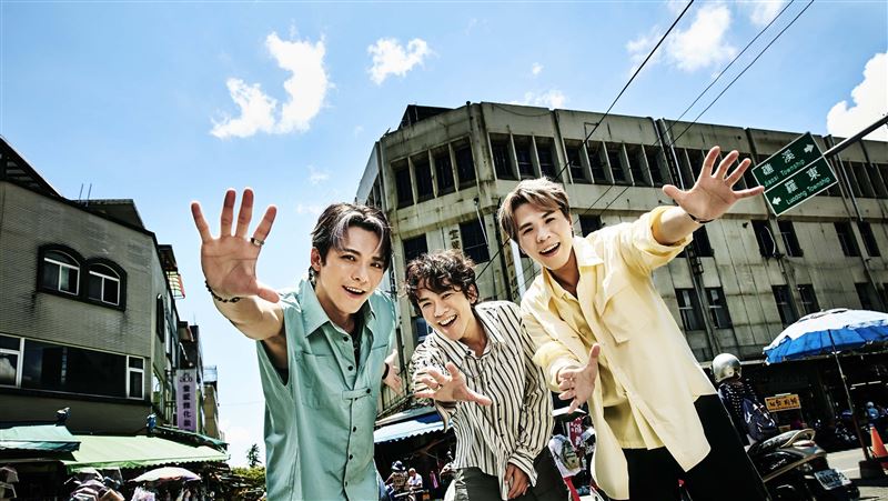 張清芳戰友回來了！出道38年驚人狀態曝　方芳芳：老天欠她一個公道