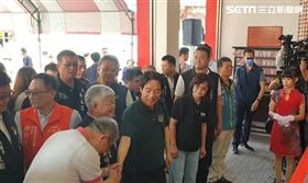 國民黨雲林縣議長沈宗隆迎接賴清德（左一）