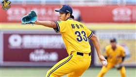 ▲「美美」鄭浩均拿下本季第9勝，並站上投手防禦率榜首。（圖／中信兄弟球團提供）