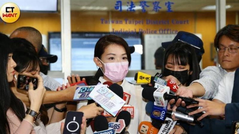 他分析高虹安道歉白話：不准跟我男友講話