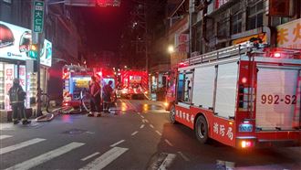 驚悚畫面曝光！　自助洗衣店氣爆炸傷1女