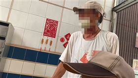 惡鄰,砍殺,噪音,吵鬧,逃逸,凶器,高屏溪,苓雅分局,武廟路,哭泣,外公,牆角