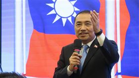 侯友宜參加紐約僑宴  籲守住中華民國國民黨總統參選人侯友宜（圖）15日在紐約僑宴上說，2024年總統大選決定的是和平或戰爭，「我們要守住中華民國，就要守住和平」。中央社記者尹俊傑紐約攝  112年9月16日