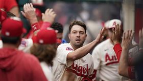 ▲沙努爾以二壘打延續上大聯盟後連續22場上壘紀錄。（圖／美聯社／達志影像）