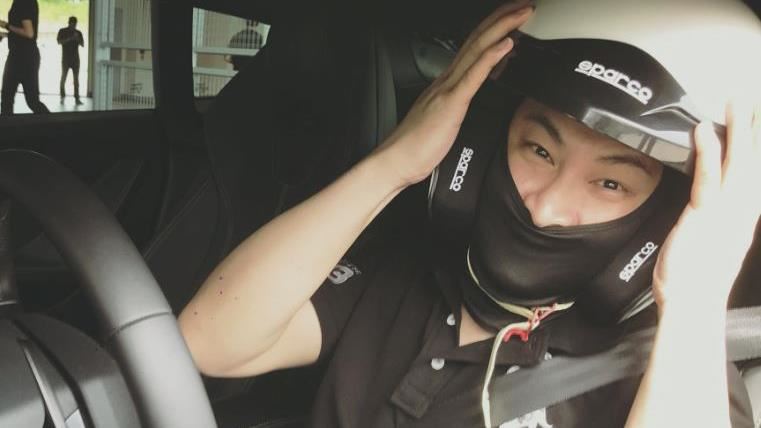 林北會開車時你在哪？小黃狂嗆賽車手糗了